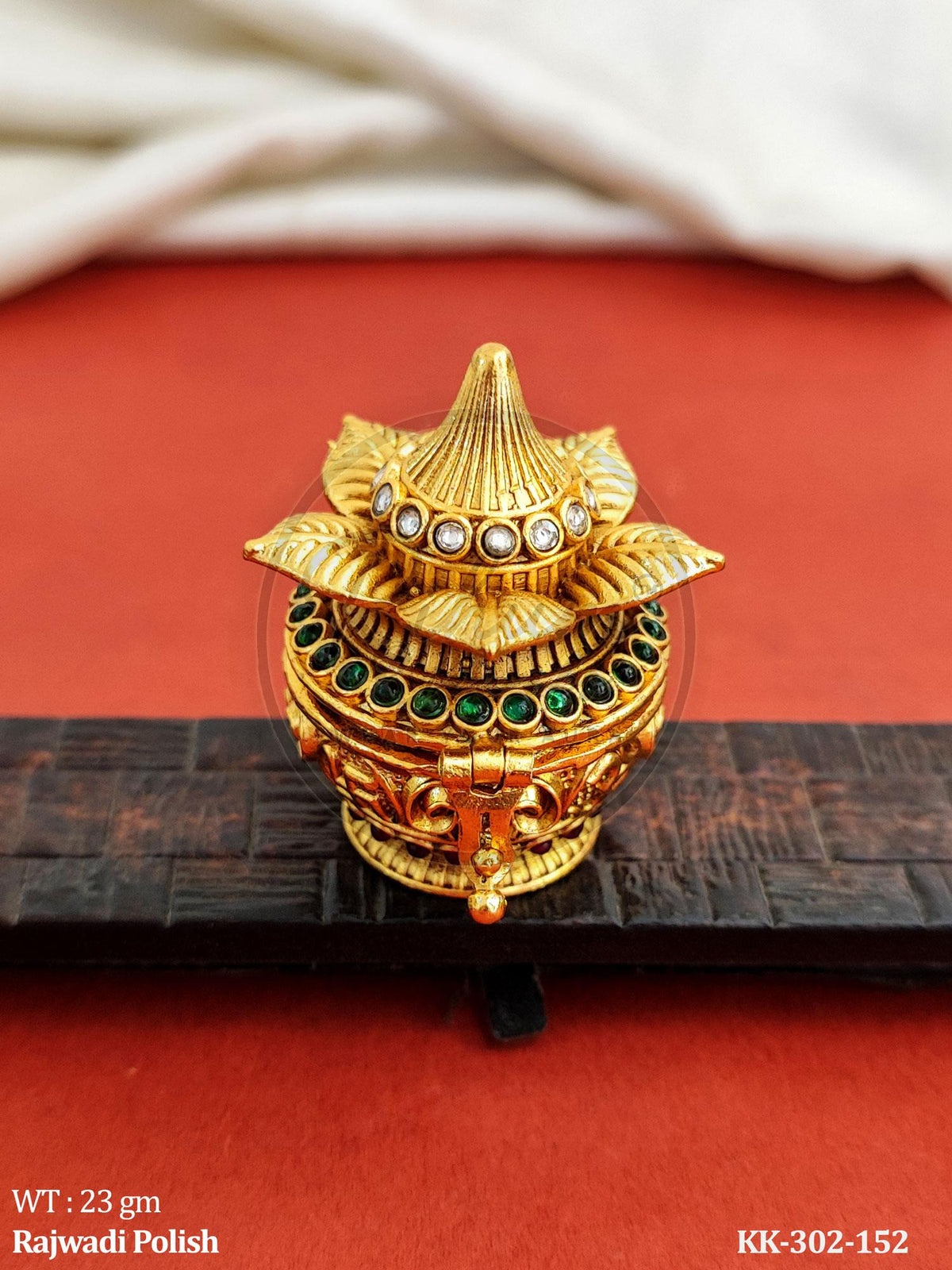 Sacred Purna Kalash Rajwadi Polish Kumkum Box – Ornate Handcrafted Coconut & Mango Leaf Puja Keepsake