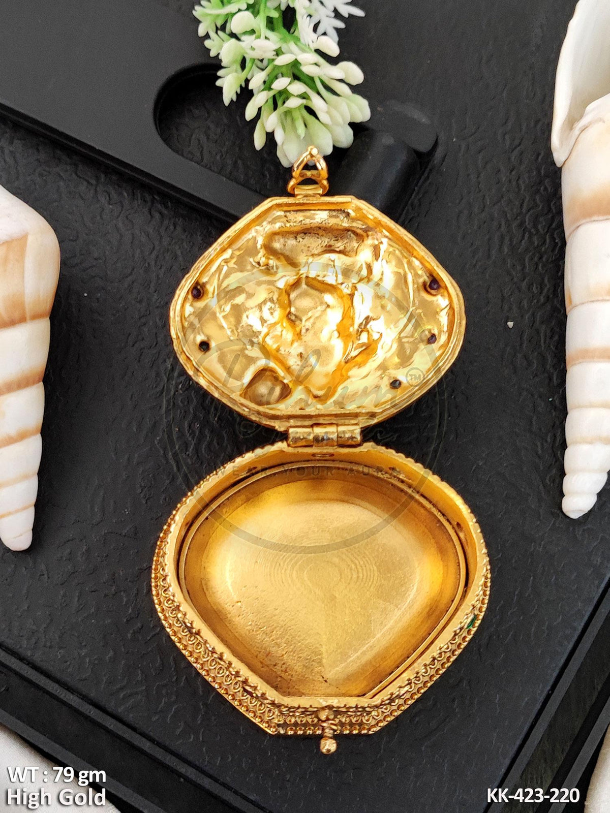 Sacred Bal Krishna High Gold Kumkum Box – Ornate Handcrafted Miniature Deity Puja Keepsake